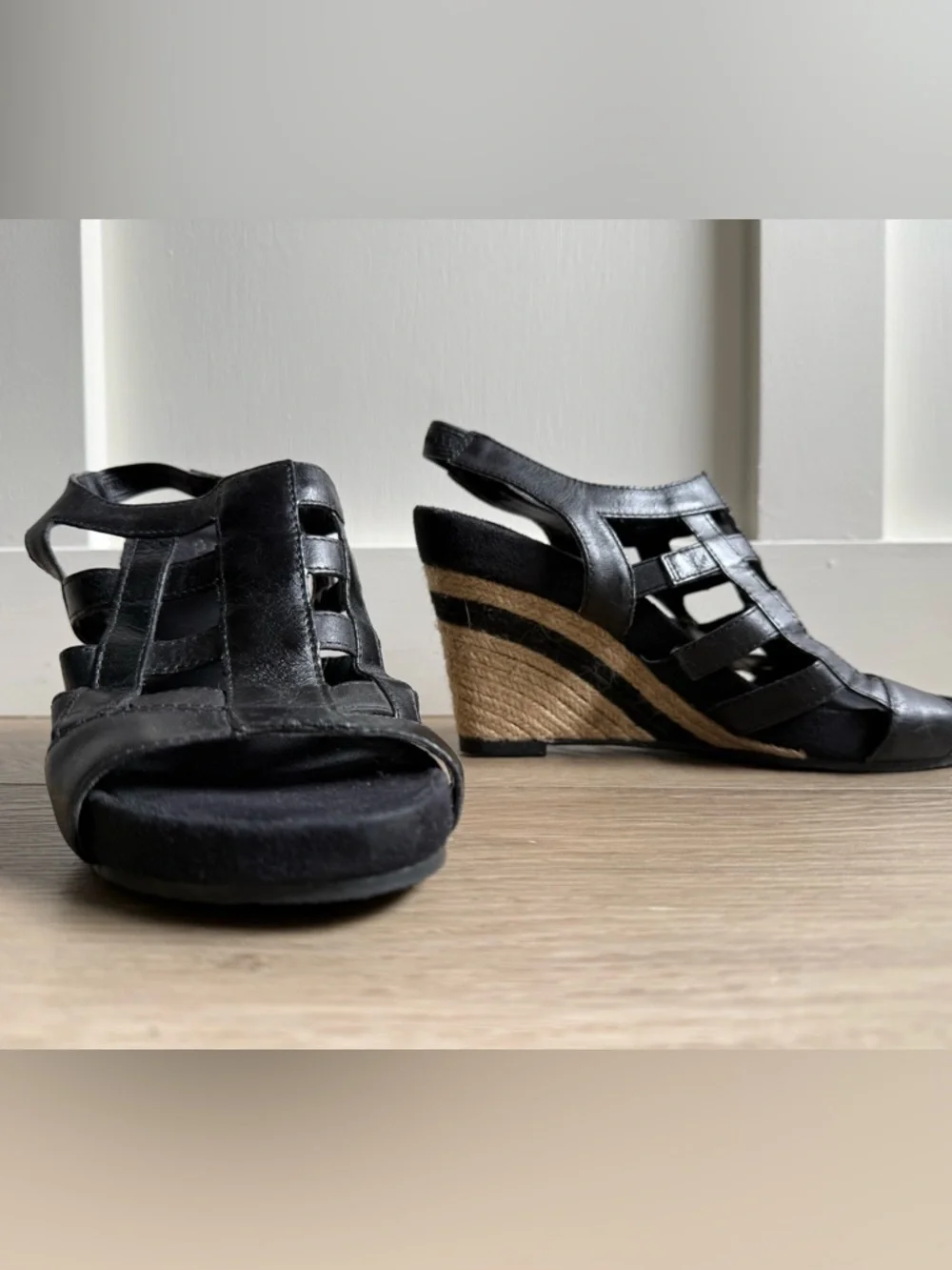 AEROSOLES Black Espadrille Wedge Sandals